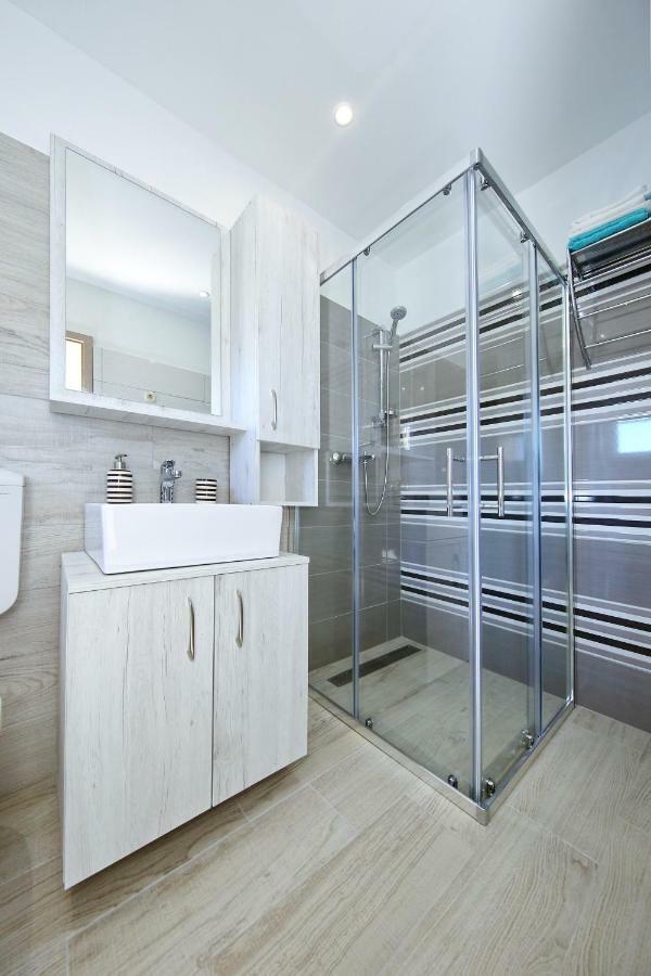 Apartment Nela Zadar Bagian luar foto
